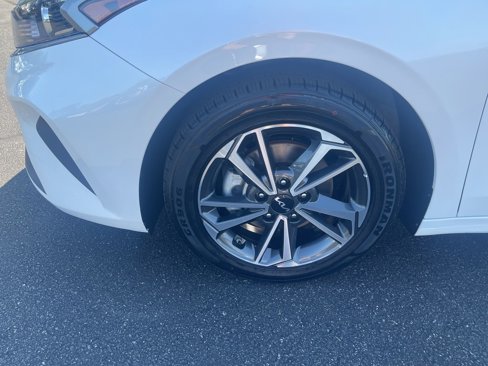 Used 2023 Kia Forte LXS image 18