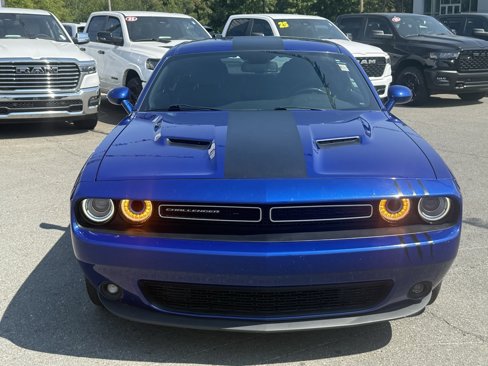 Used 2018 Dodge Challenger SXT w/ Super Sport Group (SS/T) image 9