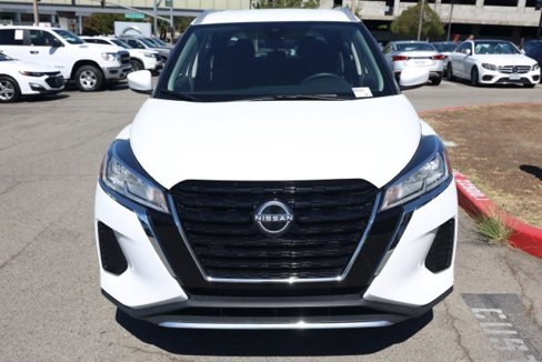 Used 2024 Nissan Kicks SV image 9