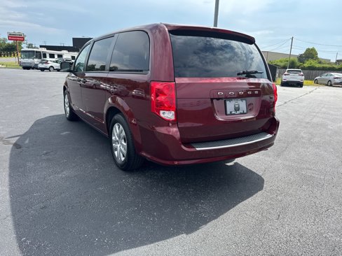 Used 2020 Dodge Grand Caravan SE w/ UConnect Hands-Free Group image 3