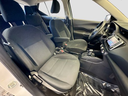 Used 2023 Nissan Kicks S image 15