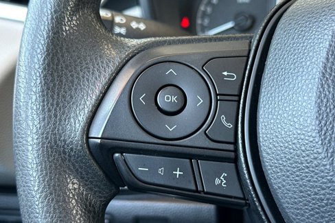 Certified 2022 Toyota Corolla LE image 27
