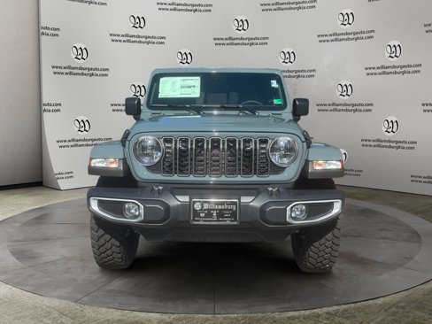 New 2025 Jeep Gladiator Sport image 8