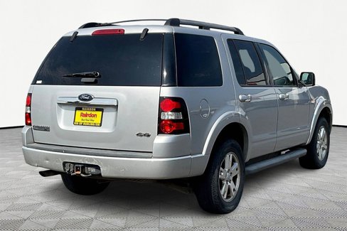 Used 2010 Ford Explorer XLT image 5