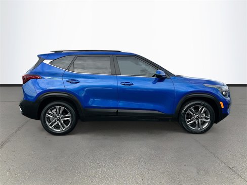 Used 2023 Kia Seltos S image 8