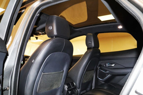 Used 2020 Jaguar E-PACE SE image 65