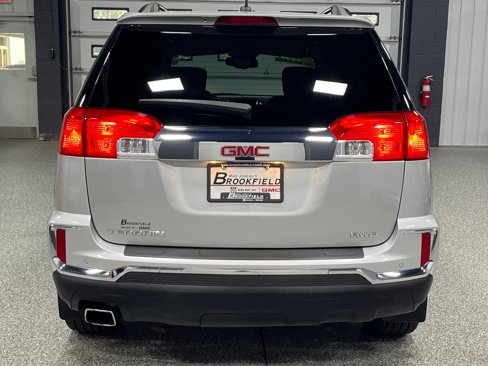 Used 2017 GMC Terrain SLT w/ Open Road Package image 4