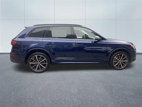 Used 2022 Audi Q7 Premium Plus image 9