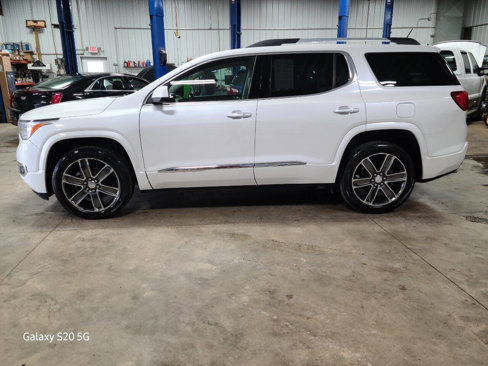 Used 2017 GMC Acadia Denali image 5