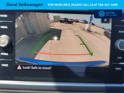 Certified 2023 Volkswagen Taos SE image 23