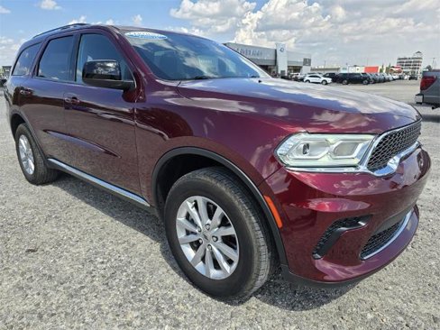 Used 2024 Dodge Durango SXT image 3