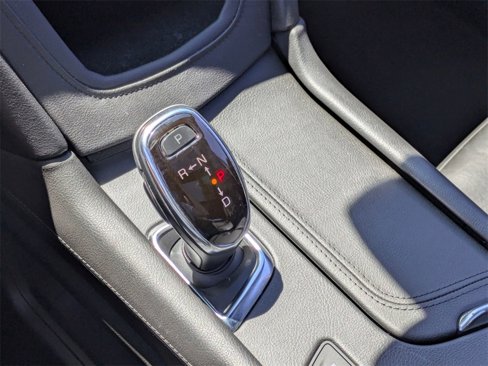 Used 2017 Cadillac XT5 Platinum image 17