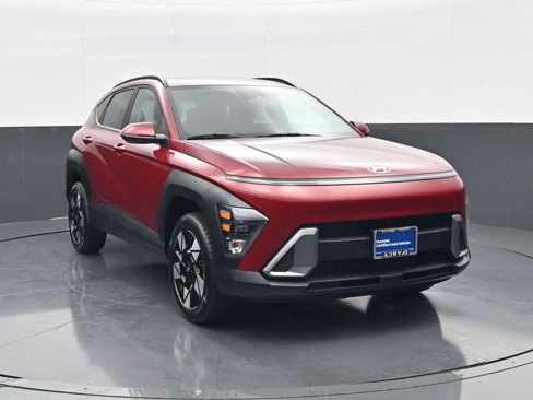 Certified 2024 Hyundai Kona SEL image 3