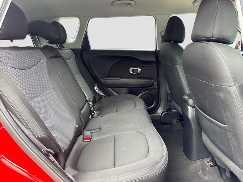 Used 2018 Kia Soul + image 28
