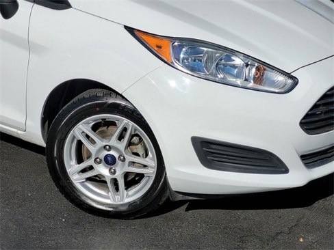 Used 2018 Ford Fiesta SE image 12