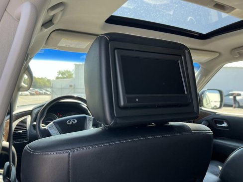Used 2015 INFINITI QX80 Luxe w/ 22" Wheel Package image 13