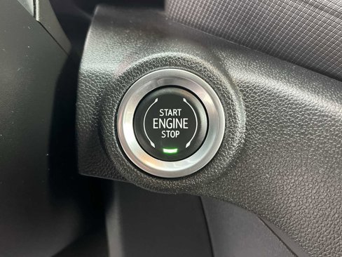 Used 2021 Chevrolet TrailBlazer RS w/ Convenience Package image 16