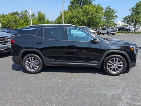 Used 2023 GMC Terrain SLT image 9