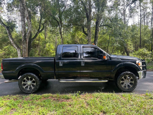 Used 2011 Ford F250 XLT w/ Snow Plow Prep Pkg image 5