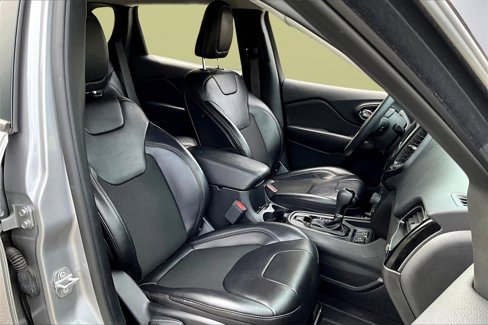 Certified 2020 Jeep Cherokee Latitude Plus image 20
