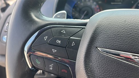 Used 2016 Chrysler 200 S image 30