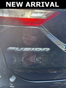Used 2018 Ford Fusion SE w/ Equipment Group 602A image 10