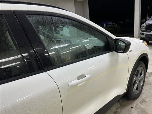New 2025 Ford Escape ST-Line w/ Equipment Group 301A image 9