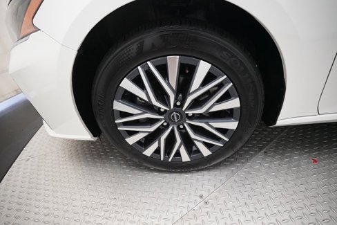 Certified 2024 Nissan Altima 2.5 SV image 26