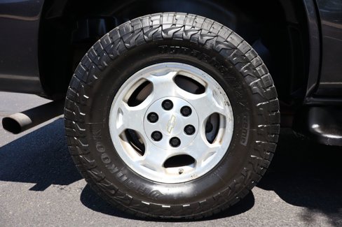Used 2004 Chevrolet Tahoe LS image 39