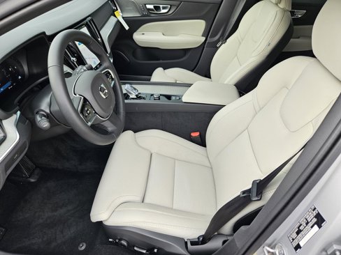 New 2025 Volvo V60 B5 Cross Country Ultra w/ Protection Package Premier image 21