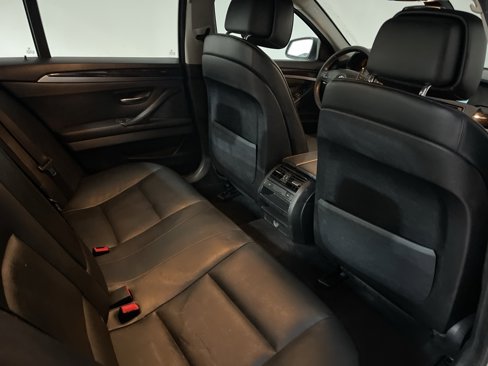 Used 2011 BMW 535i xDrive Sedan image 32