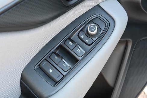 Used 2025 Subaru Legacy Premium image 15
