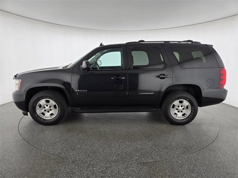 Used 2012 Chevrolet Tahoe LS w/ Convenience Package image 6
