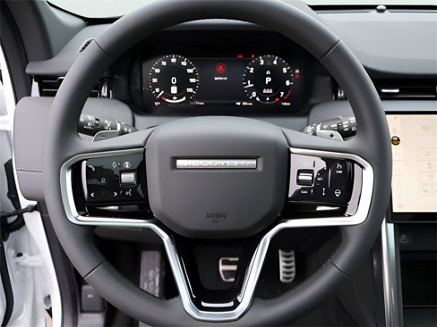 New 2025 Land Rover Discovery Sport Dynamic SE image 36
