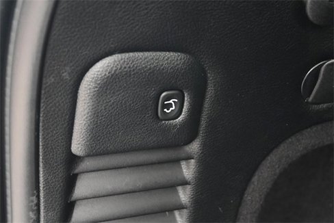 Used 2019 Jeep Grand Cherokee Limited image 16