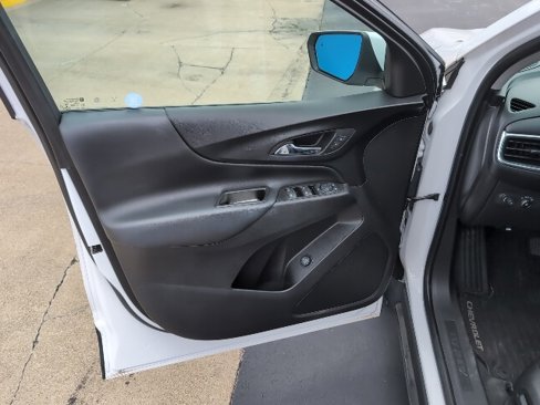 Used 2022 Chevrolet Equinox LT image 21