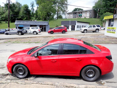 Used 2015 Chevrolet Cruze LS image 4