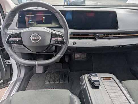 Used 2023 Nissan Ariya AWD image 11