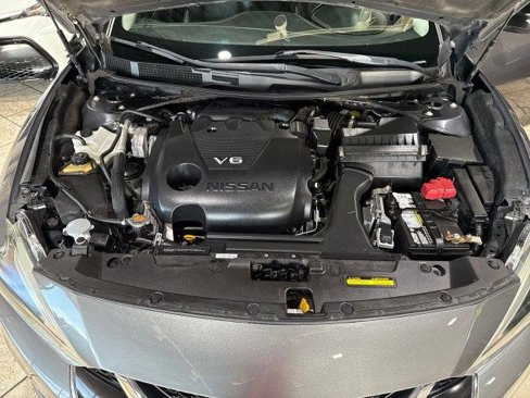 Used 2018 Nissan Maxima 3.5 SV image 11