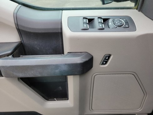 Used 2016 Ford F150 XL w/ XL Power Equipment Group image 19