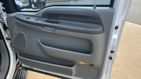 Used 2002 Ford Excursion XLT image 19