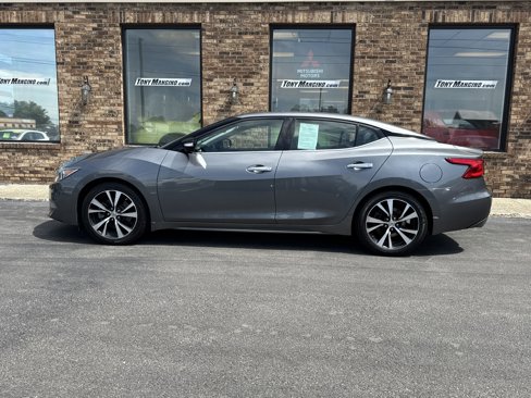 Used 2018 Nissan Maxima Platinum image 2