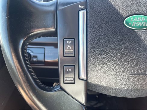 Used 2012 Land Rover LR2 HSE image 34