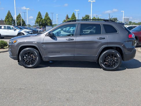 Certified 2023 Jeep Cherokee Altitude Lux image 8