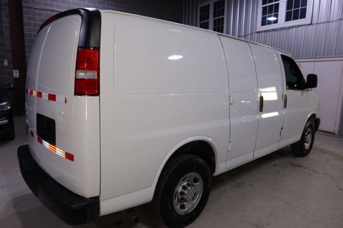 Used 2020 Chevrolet Express 2500 image 5