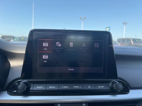 Used 2023 Kia Forte LXS image 18