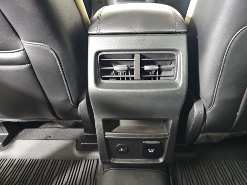 Used 2024 Ford Edge SEL w/ Convenience Package image 25