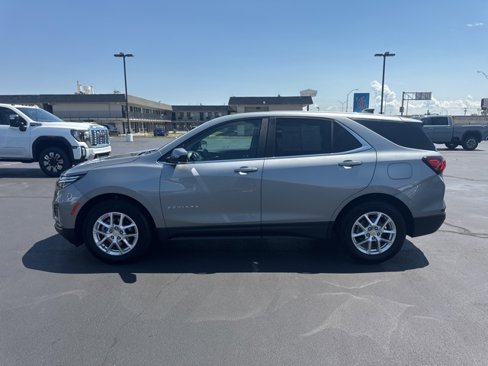 Used 2024 Chevrolet Equinox LT image 8