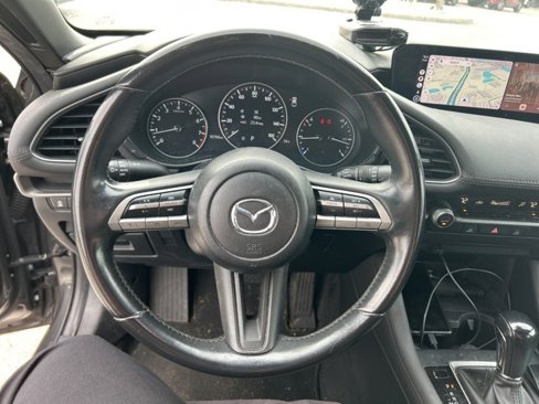 Used 2021 MAZDA MAZDA3 s image 13