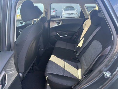Certified 2023 Kia Soul LX w/ LX Technology Package image 15